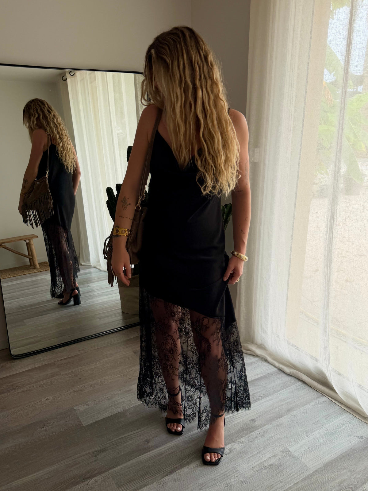 Robe Giuseppa Tikinaï