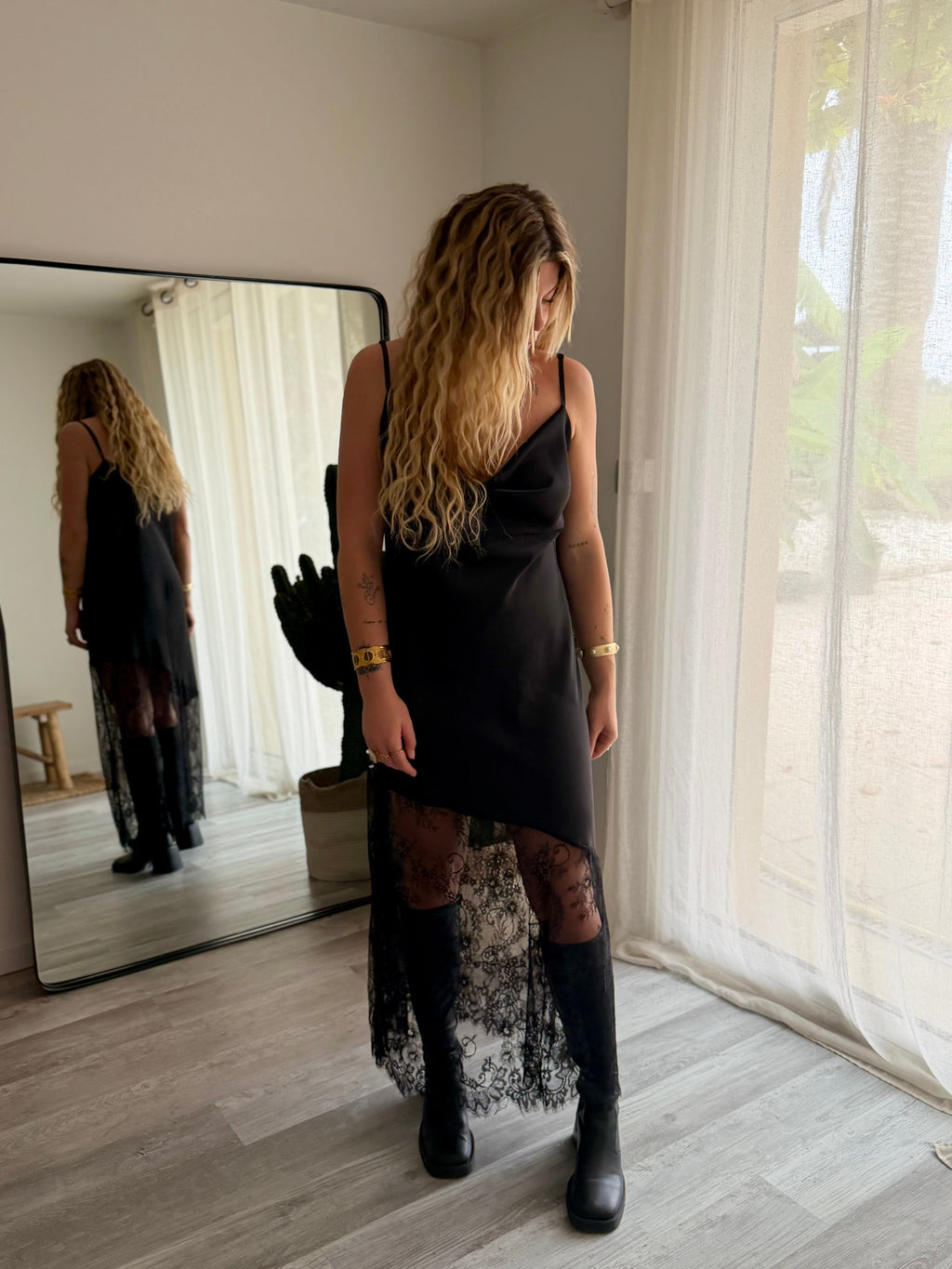 Robe Giuseppa Tikinaï